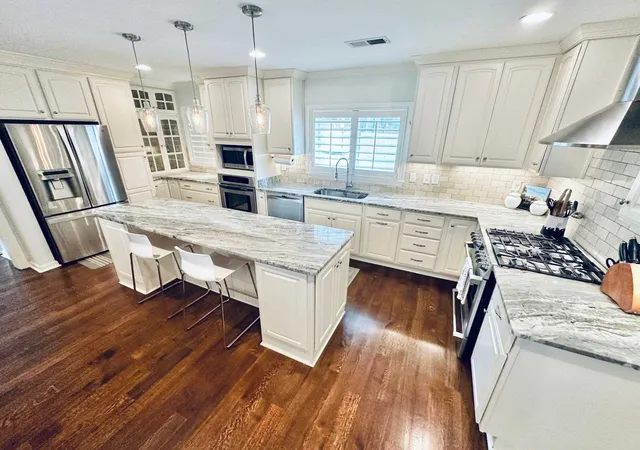 Photo 1 of Single family home for sale at 4517 Laurelwood Dr, Memphis, TN 38117 | MLS# 3622419 | Listing updated on 2026-10-19