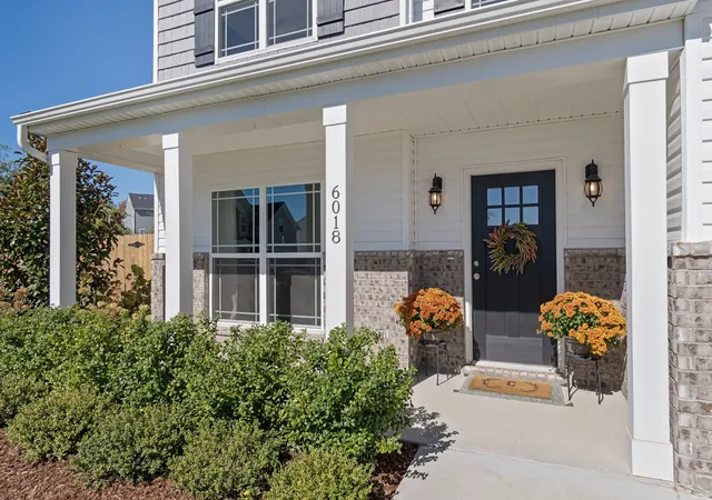 Photo 3 of Single family home for sale at 6018 Cavalry Ct, Spring Hill, TN 37174 | MLS# 3623829 | Listing updated on 2026-10-25