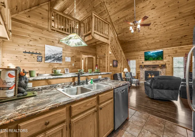 Photo 3 of Single family home for sale at 1627 Eagle Springs Rd, Sevierville, TN 37876 | MLS# 3622428 | Listing updated on 2026-10-25