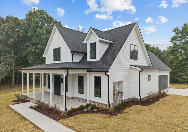 Photo 4 of Single family home for sale at 9476 Elk Ridge Rd, Mount Pleasant, TN 38474 | MLS# 3622748 | Listing updated on 2026-10-28