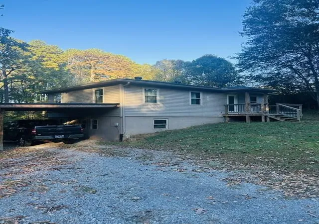 Photo 1 of Single family home for sale at 2370 Post Oak Rd, Camden, TN 38320 | MLS# 3622501 | Listing updated on 2026-10-28