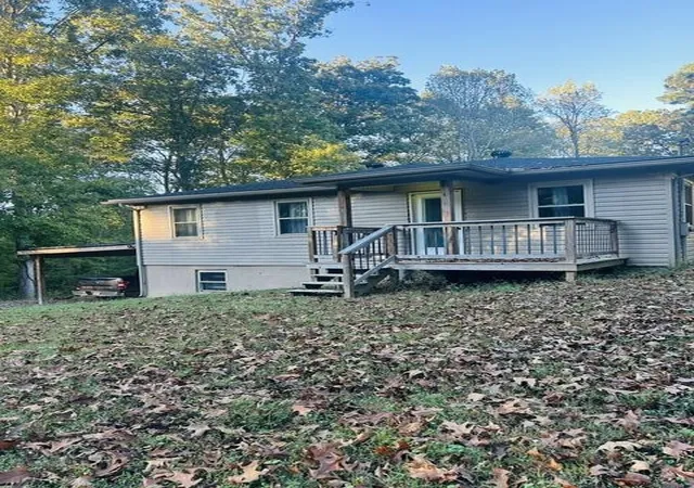 Photo 4 of Single family home for sale at 2370 Post Oak Rd, Camden, TN 38320 | MLS# 3622501 | Listing updated on 2026-10-28