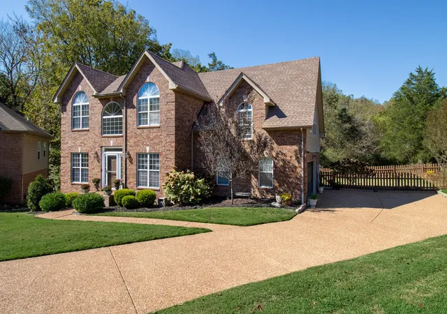 Photo 2 of Single family home for sale at 1516 Stoner Vly, Hermitage, TN 37076 | MLS# 3623212 | Listing updated on 2026-10-30