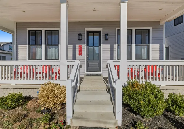 Photo 4 of Townhouse for sale at 1830 5th Avenue N, Nashville, TN 37208 | MLS# 3626877 | Listing updated on 2026-10-30