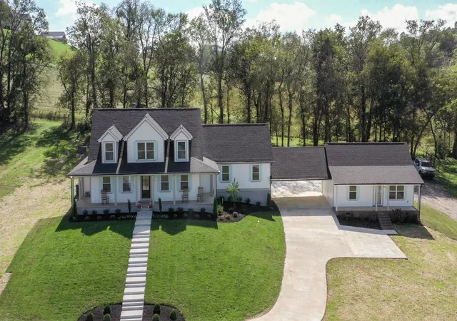 Photo 1 of Single family home for sale at 6720 Polk Ln, Columbia, TN 38401 | MLS# 3622620 | Listing updated on 2026-10-26