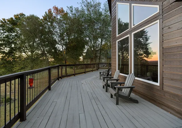 Photo 4 of Single family home for sale at 987 Mount Olivet Rd, Columbia, TN 38401 | MLS# 3623943 | Listing updated on 2026-10-26