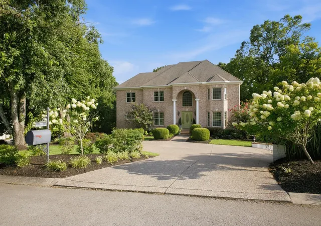 Photo 1 of Mansion for sale at 9619 Deer Trak Ct, Brentwood, TN 37027 | MLS# 3623718 | Listing updated on 2026-10-25