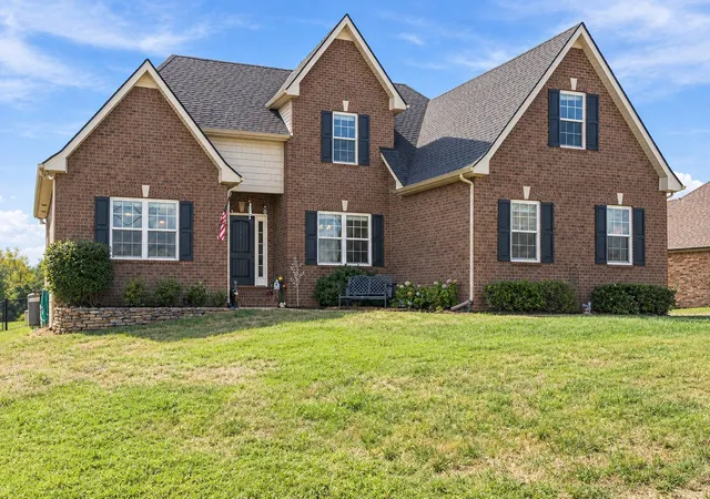 Photo 3 of Single family home for sale at 1405 Precept Dr, Murfreesboro, TN 37129 | MLS# 3622837 | Listing updated on 2026-10-20