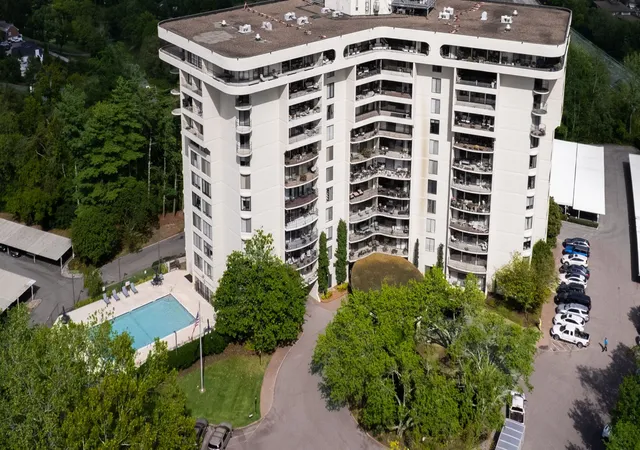 Photo 1 of Condo for sale at 6666 Brookmont Ter #113, Nashville, TN 37205 | MLS# 3622615 | Listing updated on 2026-10-23