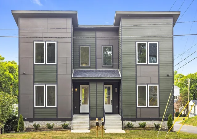 Photo 1 of Mansion for sale at 2211 18th Avenue N, Nashville, TN 37208 | MLS# 3622753 | Listing updated on 2026-10-20