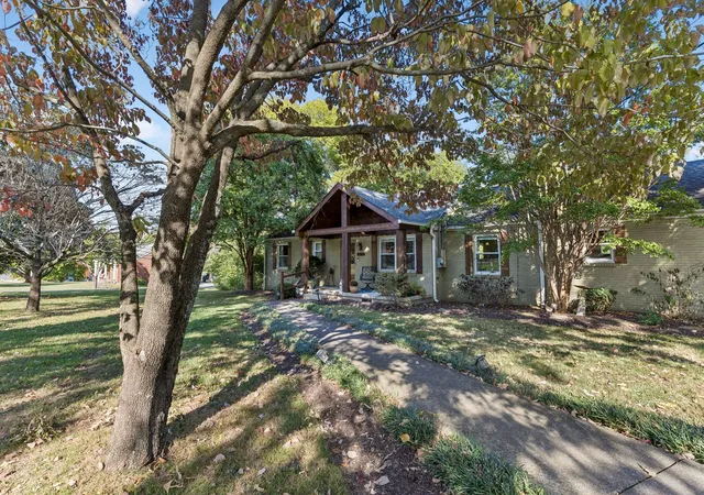 Photo 4 of Single family home for sale at 4328 Morriswood Dr, Nashville, TN 37204 | MLS# 3627313 | Listing updated on 2026-10-27