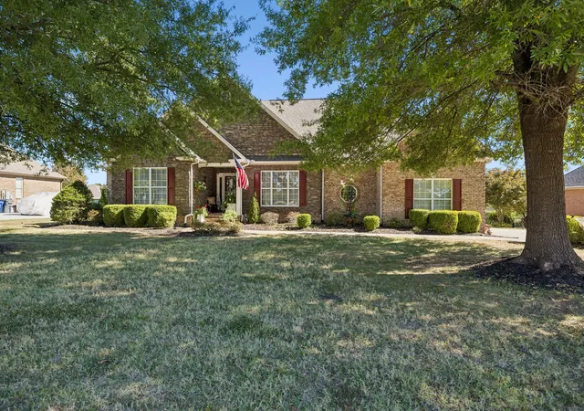 Photo 2 of Single family home for sale at 949 Harmony Way, Columbia, TN 38401 | MLS# 3626295 | Listing updated on 2026-10-28