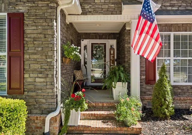 Photo 3 of Single family home for sale at 949 Harmony Way, Columbia, TN 38401 | MLS# 3626295 | Listing updated on 2026-10-28