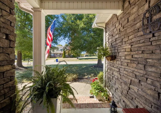 Photo 4 of Single family home for sale at 949 Harmony Way, Columbia, TN 38401 | MLS# 3626295 | Listing updated on 2026-10-28