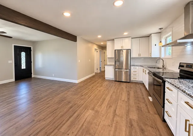 Photo 2 of Single family home for sale at 709 Calista Rd, White House, TN 37188 | MLS# 3622765 | Listing updated on 2026-10-28