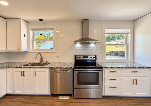 Photo 4 of Single family home for sale at 709 Calista Rd, White House, TN 37188 | MLS# 3622765 | Listing updated on 2026-10-28