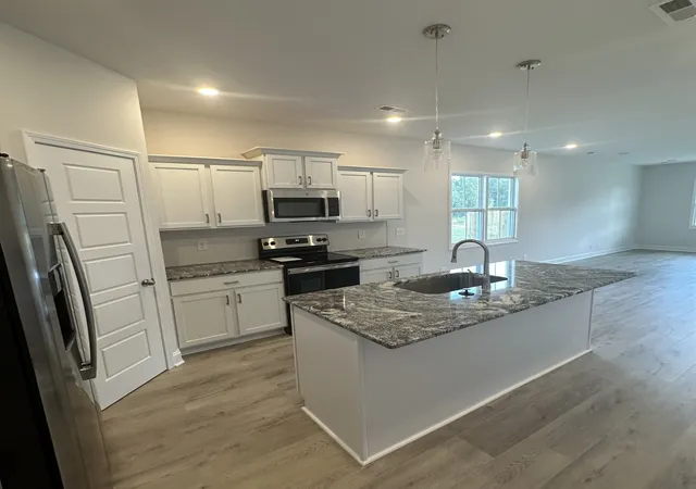 Photo 3 of Single family home for sale at 226 Wexford Way, Clarksville, TN 37042 | MLS# 3622714 | Listing updated on 2026-10-19