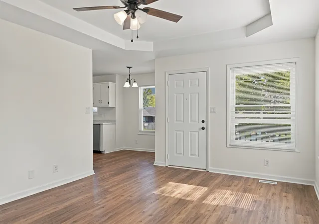 Photo 4 of Single family home for sale at 1846 Timberline Pl, Clarksville, TN 37042 | MLS# 3622768 | Listing updated on 2026-10-20