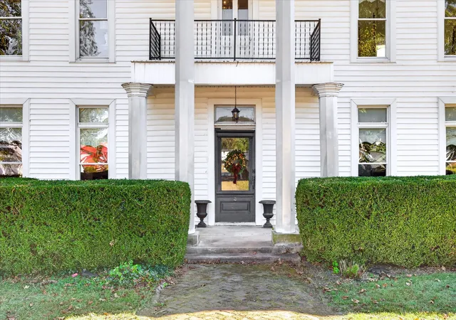 Photo 3 of Single family home for sale at 110 N Main St, La Fayette, KY 42254 | MLS# 3622720 | Listing updated on 2026-10-22