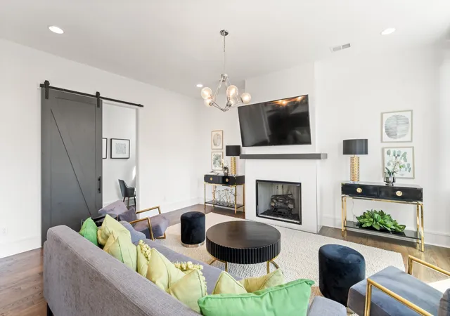 Photo 4 of Townhouse for sale at 1007 12th Avenue S #D, Nashville, TN 37203 | MLS# 3622716 | Listing updated on 2026-10-19