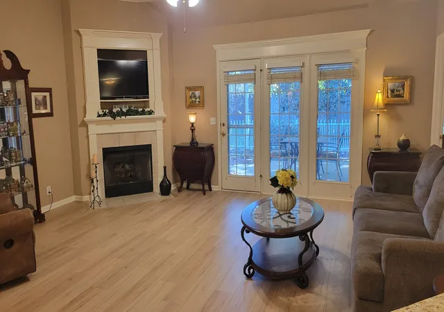 Photo 3 of Single family home for sale at 2721 Waywood Dr, Murfreesboro, TN 37128 | MLS# 3622780 | Listing updated on 2026-10-28