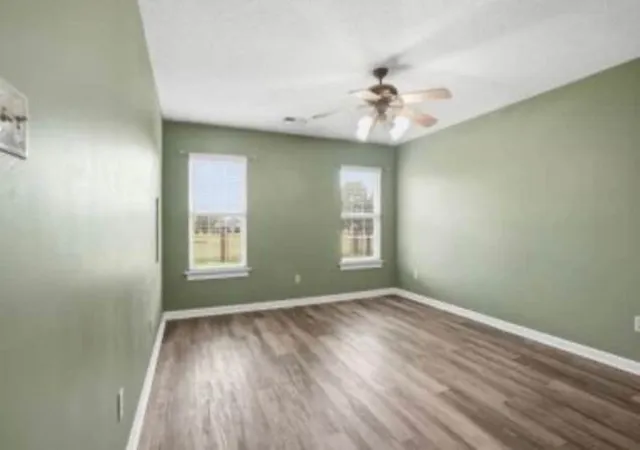 Photo 1 of Single family home for sale at 112 Fairway Dr, Covington, TN 38019 | MLS# 3622805 | Listing updated on 2026-10-20