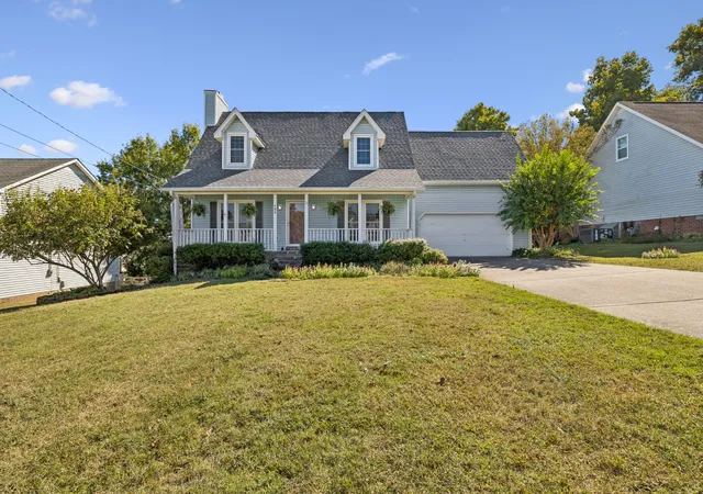 Photo 3 of Single family home for sale at 105 Saint Martins Ln, Smyrna, TN 37167 | MLS# 3622799 | Listing updated on 2026-10-28