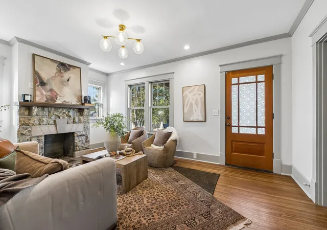 Photo 3 of Single family home for sale at 1406 Villa Pl, Nashville, TN 37212 | MLS# 3627529 | Listing updated on 2026-10-29
