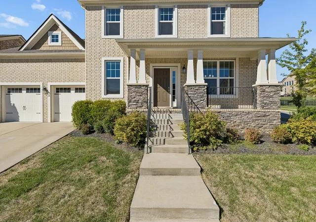 Photo 2 of Single family home for sale at 649 Beamon Dr, Franklin, TN 37064 | MLS# 3626704 | Listing updated on 2026-10-30