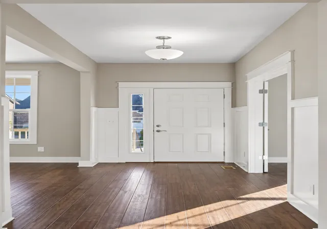 Photo 4 of Single family home for sale at 649 Beamon Dr, Franklin, TN 37064 | MLS# 3626704 | Listing updated on 2026-10-30