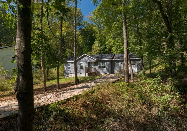 Photo 1 of Sale Pending at 7607 Dayton Pike, Hixson, TN 37343 | MLS# 3623132 | Listing updated on 2026-10-24