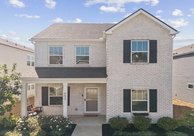 Photo 1 of Single family home for sale at 653 Taylor Bnd Rd, Columbia, TN 38401 | MLS# 3626953 | Listing updated on 2026-10-29