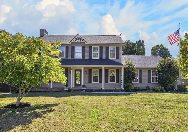 Photo 1 of Single family home for sale at 2407 Riverstone Dr, Murfreesboro, TN 37128 | MLS# 3623527 | Listing updated on 2026-10-27