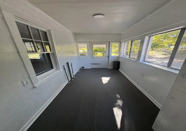 Photo 4 of Single family home for sale at 109 Cass St NE, Charleston, TN 37310 | MLS# 3622853 | Listing updated on 2026-10-27
