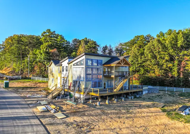 Photo 1 of Single family home for sale at 3019 Wonder Meadows Ln, Sevierville, TN 37862 | MLS# 3623749 | Listing updated on 2026-10-21