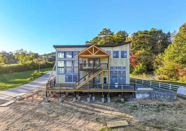 Photo 3 of Single family home for sale at 3019 Wonder Meadows Ln, Sevierville, TN 37862 | MLS# 3623749 | Listing updated on 2026-10-21