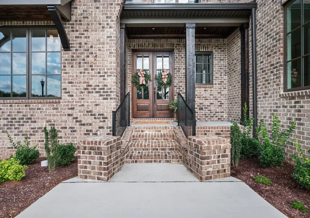Photo 3 of Single family home for sale at 1922 Gene Dixon Dr, Murfreesboro, TN 37129 | MLS# 3623438 | Listing updated on 2026-10-27
