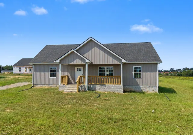 Photo 1 of Single family home for sale at 137 Martha Cir, Lafayette, TN 37083 | MLS# 3626951 | Listing updated on 2026-10-26