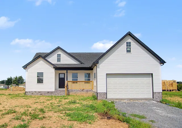 Single family home for sale at 133 Martha Cir, Lafayette, TN 37083 | MLS# 3626968