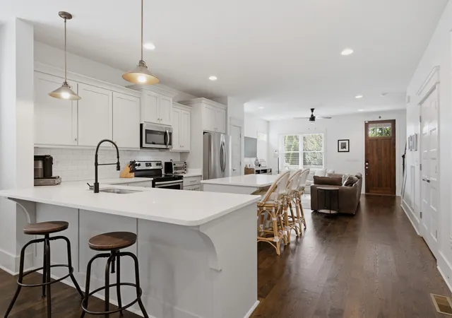 Photo 1 of Townhouse for sale at 1022a Kellow St, Nashville, TN 37208 | MLS# 3623013 | Listing updated on 2026-10-20