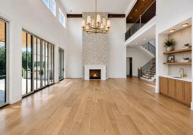 Photo 2 of Mansion for sale at 8110 Patrice Dr, Brentwood, TN 37027 | MLS# 3626072 | Listing updated on 2026-10-23