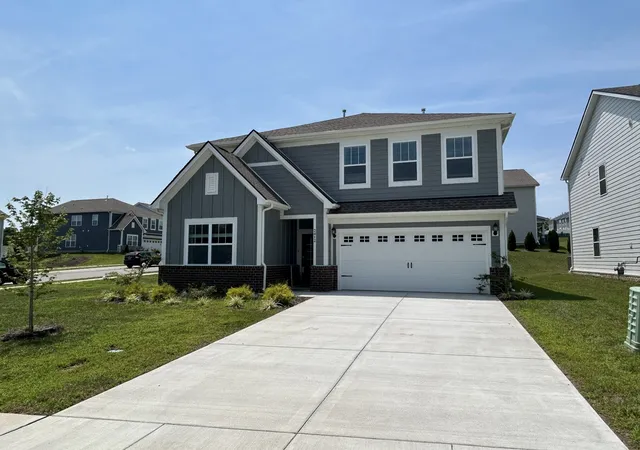 Photo 1 of Single family home for sale at 2412 Williams Ridge Dr, Columbia, TN 38401 | MLS# 3623535 | Listing updated on 2026-10-21