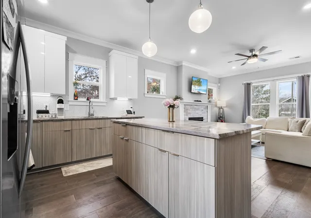 Photo 2 of Single family home for sale at 6006 Obrien Ave, Nashville, TN 37209 | MLS# 3624566 | Listing updated on 2026-10-23