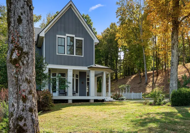 Photo 3 of Single family home for sale at 5240 Jenkins Rd, Santa Fe, TN 38482 | MLS# 3628158 | Listing updated on 2026-10-28