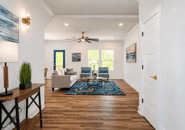 Photo 3 of Single family home for sale at 4607 Tarpon Trl, Chattanooga, TN 37416 | MLS# 3623102 | Listing updated on 2026-10-21