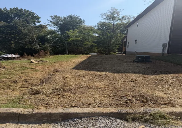 Photo 1 of Land for sale at 809 Gracey Ave, Clarksville, TN 37040 | MLS# 3623126 | Listing updated on 2026-10-20
