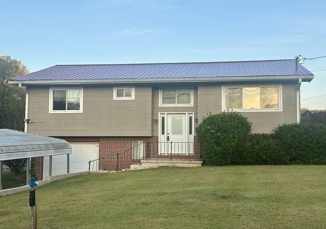 Single family home for sale at 825 Oak St, Dayton, TN 37321 | MLS# 3623356