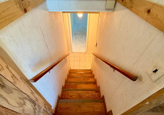 Photo 3 of Single family home for sale at 825 Oak St, Dayton, TN 37321 | MLS# 3623356 | Listing updated on 2026-10-30