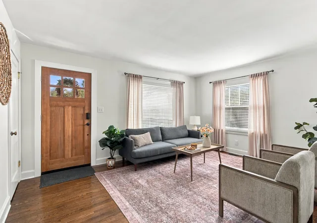 Photo 3 of Single family home for sale at 303 46th Avenue N, Nashville, TN 37209 | MLS# 3627770 | Listing updated on 2026-10-29