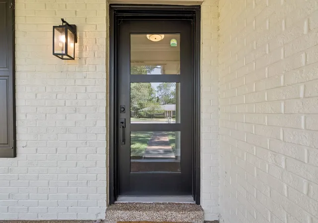 Photo 3 of Single family home for sale at 2242 Surrey Dr, Murfreesboro, TN 37129 | MLS# 3623778 | Listing updated on 2026-10-25